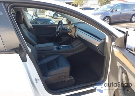 2022 Tesla Model Y Long Range Dual Motor All-Wheel Drive из США, поврежденный, VIN 7SAYGDEE1NF545520